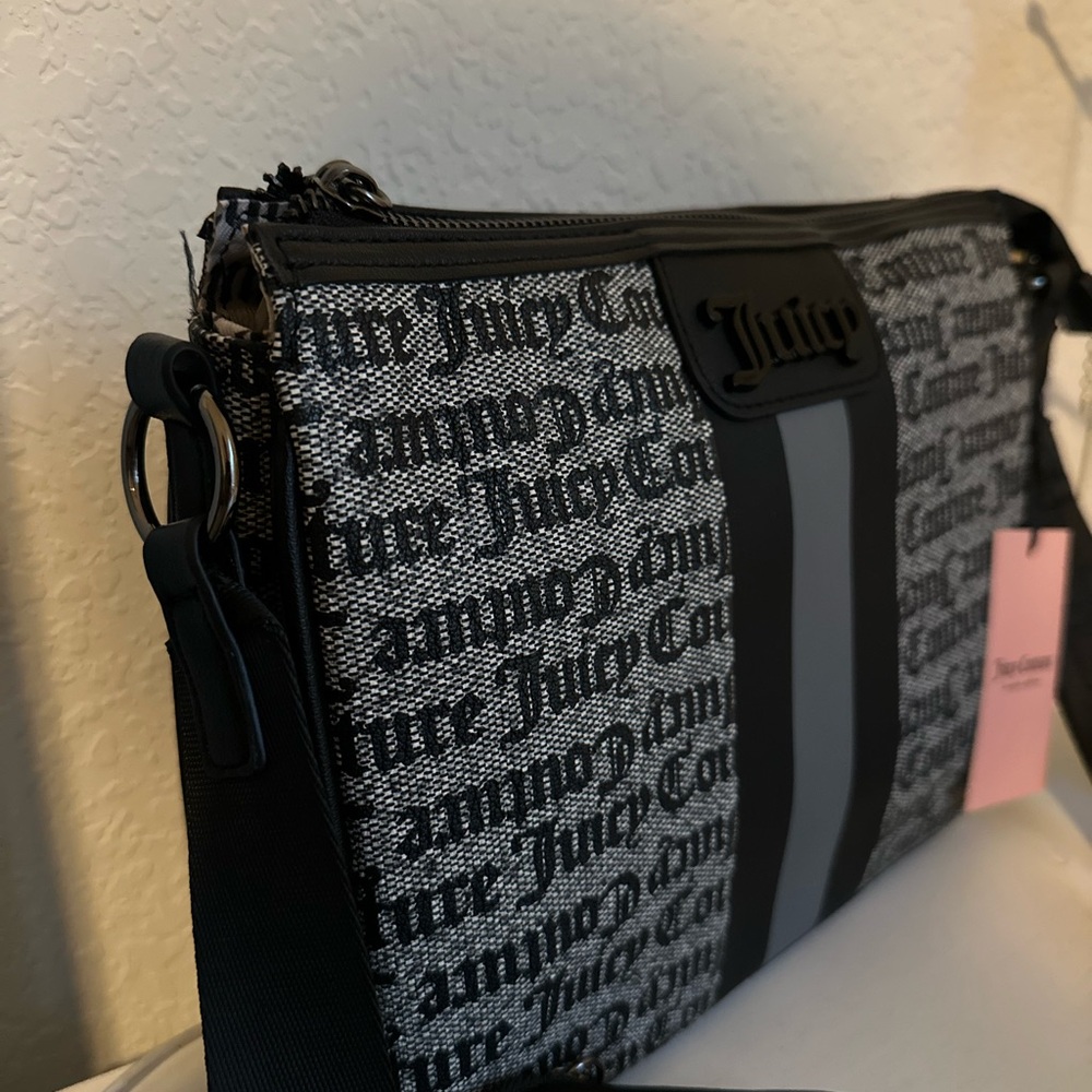 Juicy Couture State Of My Heart XBody Clutch - Picture 2 of 4